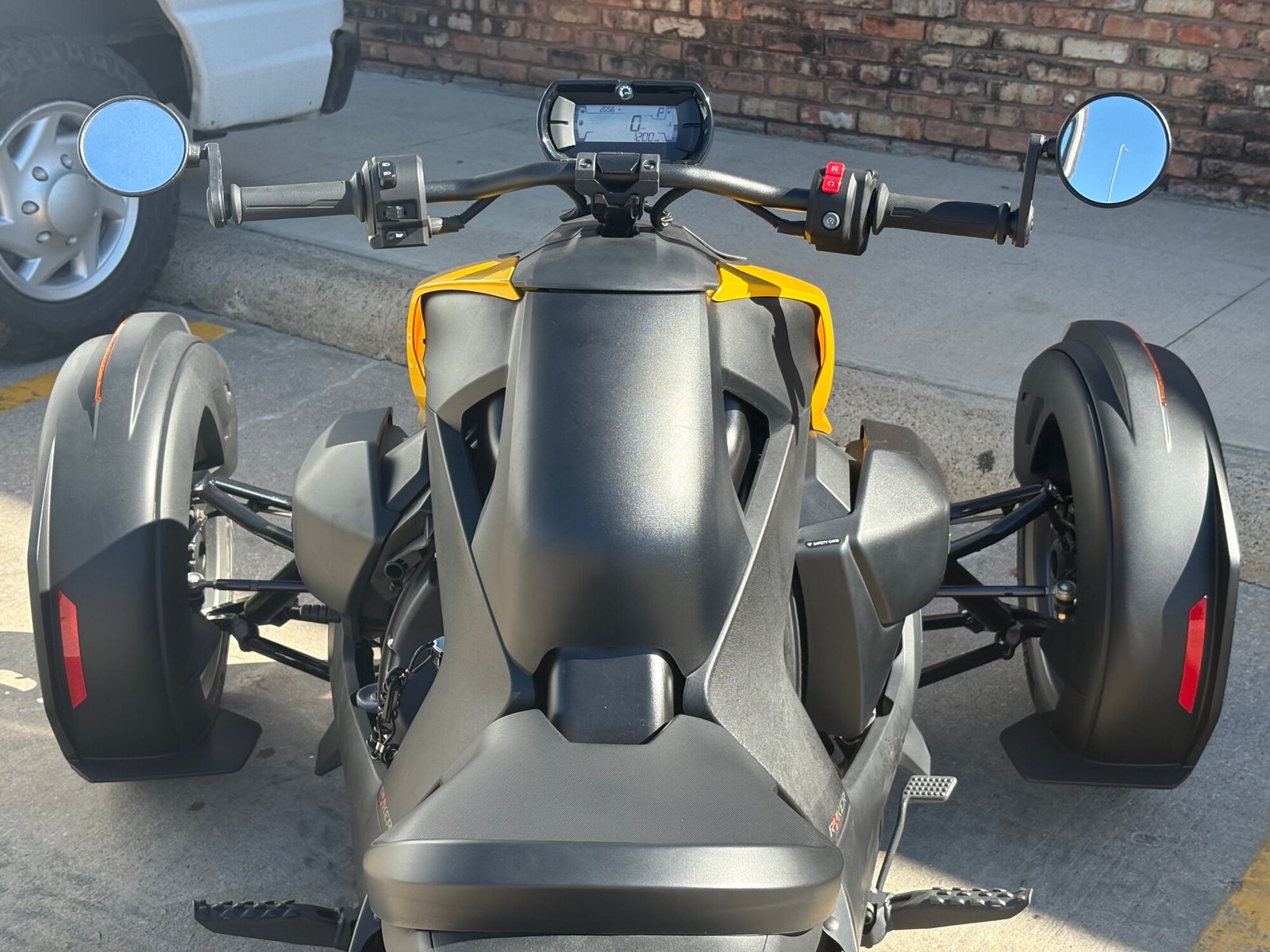 2023 Can-Am Ryker 600 Ace - Image 4